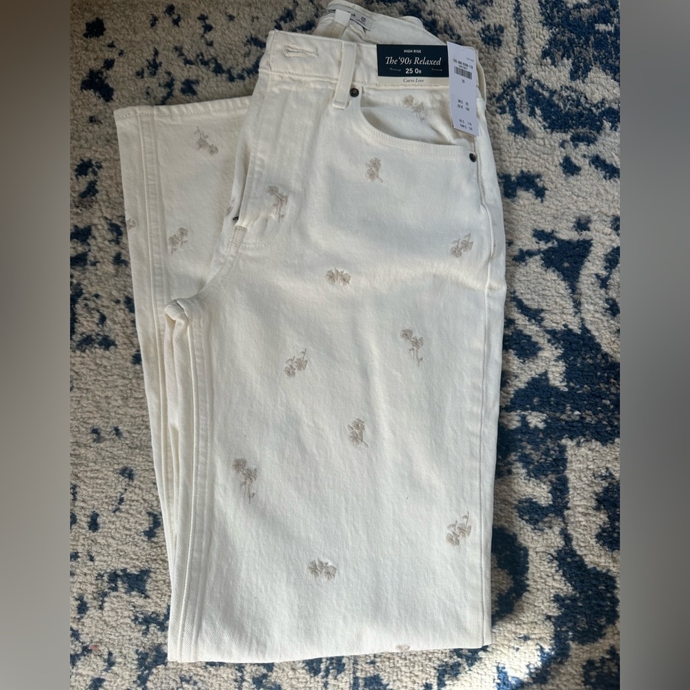 NWT Abercrombie Jeans Curve Love Size 25